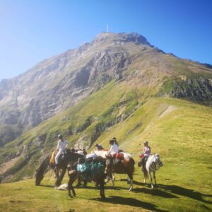 randonnée à cheval, Pic du Midi, hautes pyrénées - gandalha voyage